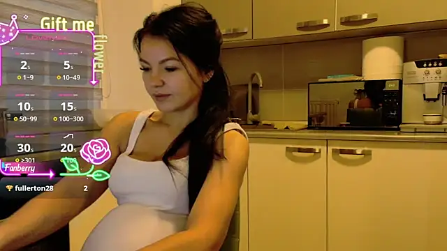 Snapshot of alisoncassie chatting on 10-09-25, 05:05 alisoncassie online show from 10-09-25, 05:05