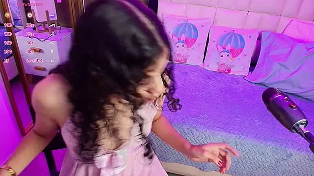 anahi maite online show from 02-04-25, 08:06