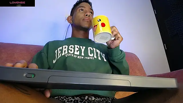 Palo santo online show from 03-25-26, 07:47