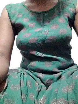 Snapshot of rituporna2004 chatting on 02-08-25, 01:11 rituporna2004 online show from 02-08-25, 01:11