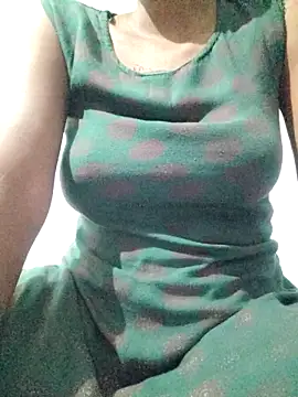 rituporna2004 online show from 04-01-26, 02:56