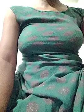 rituporna2004 online show from 04-19-26, 01:05