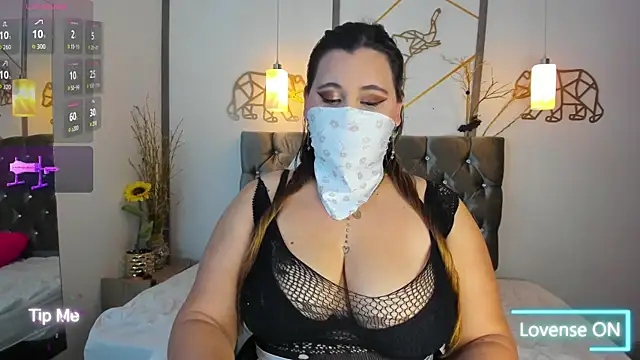 SalmaZaman online show from 10-12-25, 09:14