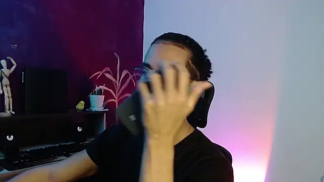 Snapshot of alejo_x3 chatting on 03-16-25, 01:49 alejo x3 online show from 03-16-25, 01:49