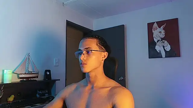 Snapshot of alejo_x3 chatting on 11-11-25, 01:38 alejo x3 online show from 11-11-25, 01:38