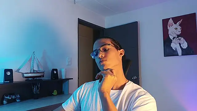 Snapshot of alejo_x3 chatting on 12-02-25, 11:00 alejo x3 online show from 12-02-25, 11:00