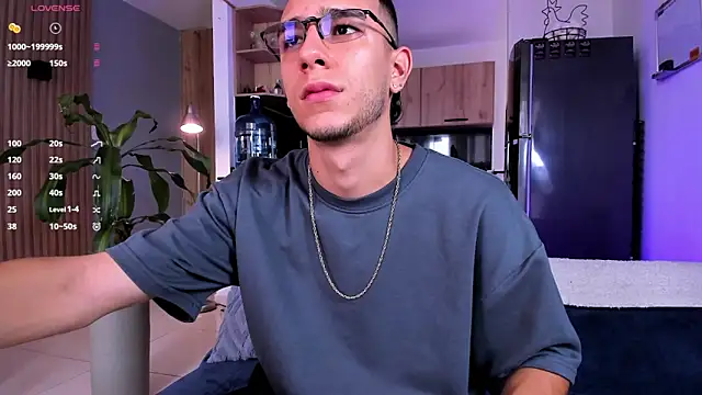 SymonPrince online show from 09-26-25, 03:05