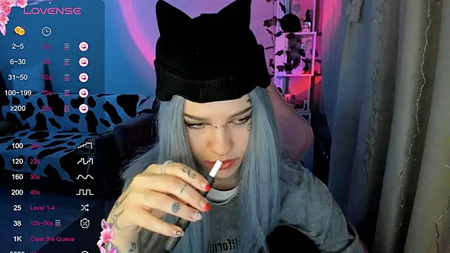 Ledy WWWII online show from 02-08-25, 03:42