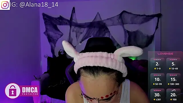 Alana Pherson online show from 10-28-25, 12:03