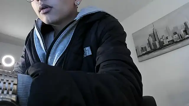 a lejandro 0 8 online show from 03-13-25, 02:55