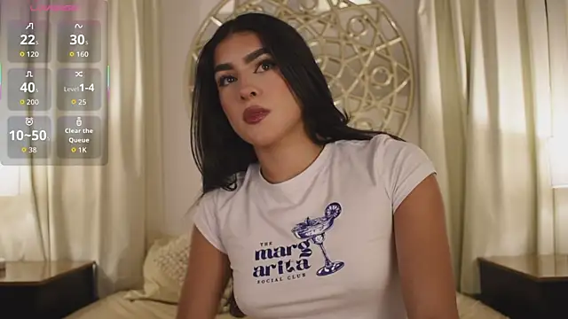 Snapshot of Antonellaparis_ chatting on 09-11-25, 02:22 Antonellaparis online show from 09-11-25, 02:22