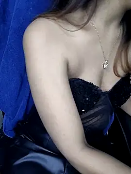 Snapshot of Leeeezzzz_roy chatting on 11-24-25, 06:07 Leeeezzzz roy online show from 11-24-25, 06:07