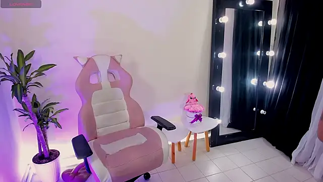 EmmaRusellx online show from 03-01-25, 04:11