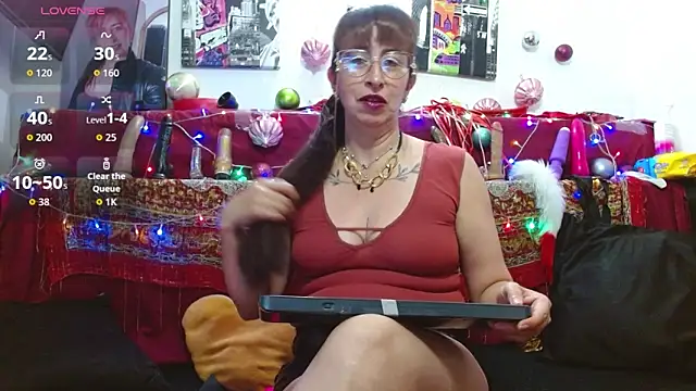 Wiktoria Brownx online show from 12-17-25, 11:11