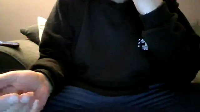 Snapshot of naughtynottz5050 chatting on 06-12-26, 10:41 naughtynottz5050 online show from 06-12-26, 10:41