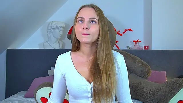 Snapshot of MelissaMelrey chatting on 09-22-25, 11:01 MelissaMelrey online show from 09-22-25, 11:01