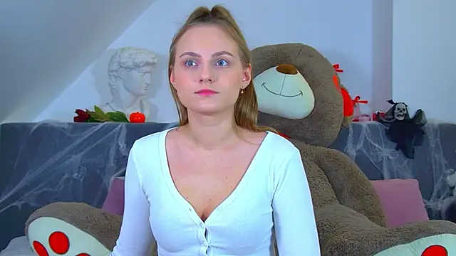 Snapshot of MelissaMelrey chatting on 11-03-25, 10:27 MelissaMelrey online show from 11-03-25, 10:27