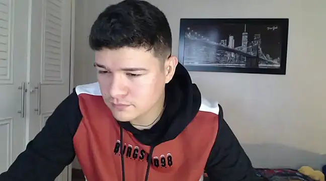 Snapshot of Plug_Control chatting on 12-28-24, 05:03 Plug Control online show from 12-28-24, 05:03