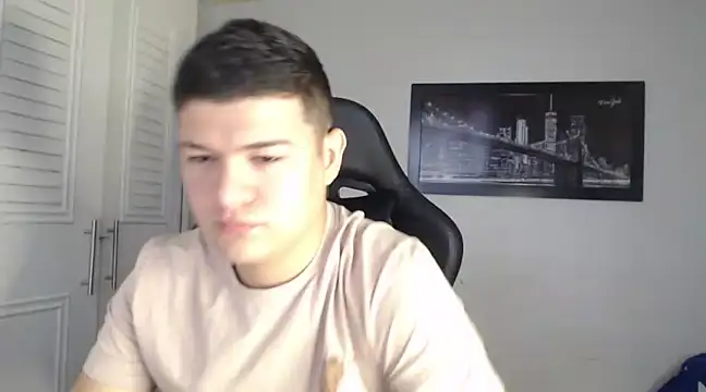 Snapshot of Plug_Control chatting on 01-07-25, 01:24 Plug Control online show from 01-07-25, 01:24