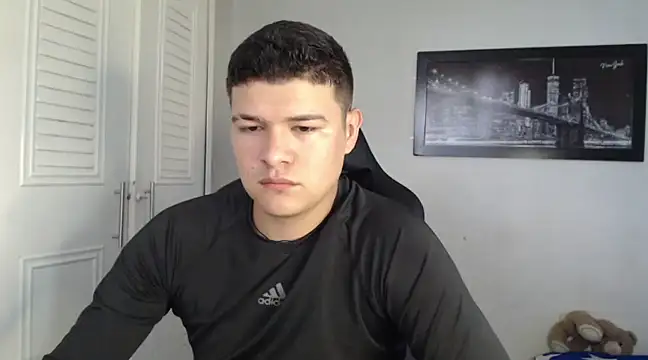 Snapshot of Plug_Control chatting on 01-16-25, 07:10 Plug Control online show from 01-16-25, 07:10