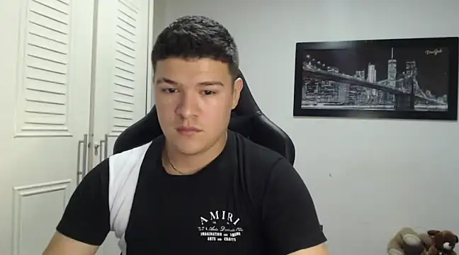 Snapshot of Plug_Control chatting on 01-17-25, 10:45 Plug Control online show from 01-17-25, 10:45