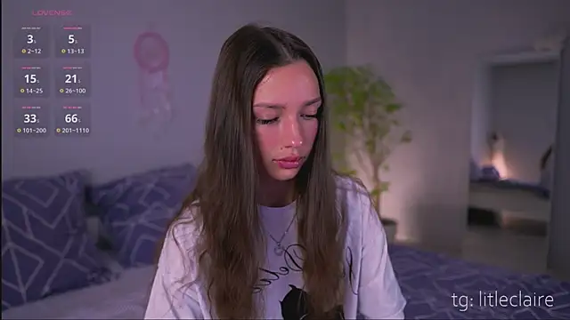 Snapshot of new_Claire chatting on 09-13-25, 06:02 new Claire online show from 09-13-25, 06:02