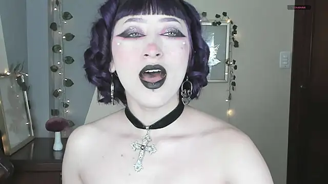 BlueBerry     online show from 12-19-25, 12:28