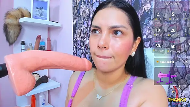 evelinn belen online show from 10-28-25, 11:25