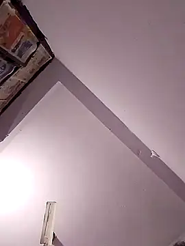 Snapshot of HangdogBeggary chatting on 12-28-24, 03:59 HangdogBeggary online show from 12-28-24, 03:59