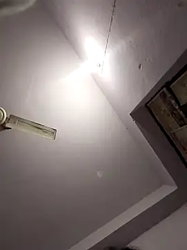 Snapshot of HangdogBeggary chatting on 01-21-25, 04:27 HangdogBeggary online show from 01-21-25, 04:27