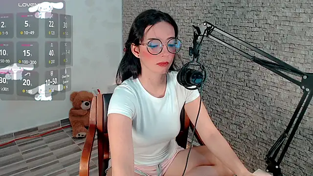 emma unu online show from 07-24-26, 02:53