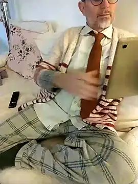 MadProfessor online show from 12-18-24, 03:00