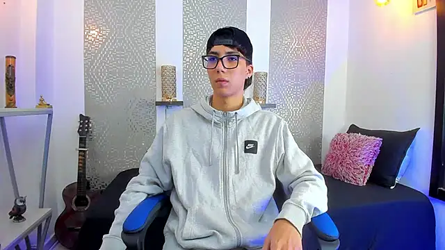 Nikolay Gregori online show from 03-04-25, 03:55