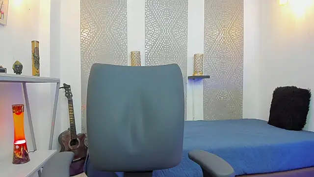 Nikolay Gregori online show from 12-19-25, 03:57