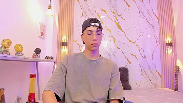 Nikolay Gregori online show from 03-20-26, 04:17