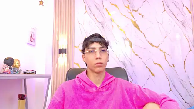 Snapshot of Nikolay_Gregori chatting on 06-21-26, 04:15 Nikolay Gregori online show from 06-21-26, 04:15