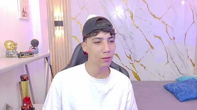 Snapshot of Nikolay_Gregori chatting on 07-03-26, 04:08 Nikolay Gregori online show from 07-03-26, 04:08