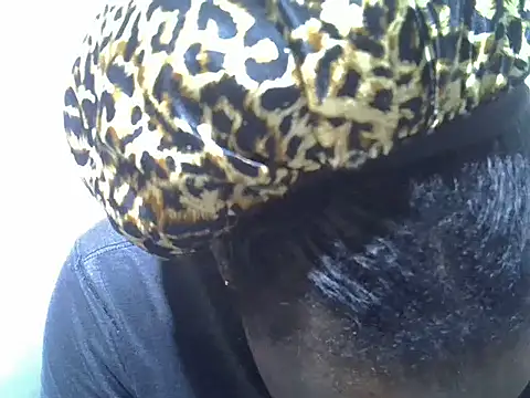 miss tash online show from 10-30-25, 07:36