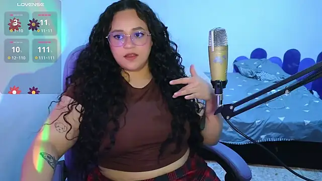 Luciernaga18 online show from 04-10-26, 11:09