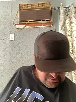 Miguel16i online show from 02-04-25, 09:52