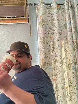 Miguel16i online show from 03-08-25, 08:03