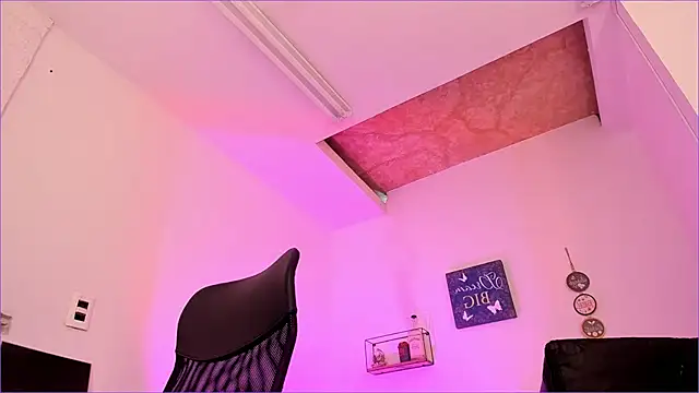 CandyLatinHott online show from 03-03-25, 05:09