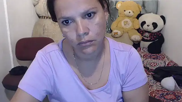 Snapshot of manzanahot9 chatting on 12-14-24, 12:33 manzanahot9 online show from 12-14-24, 12:33