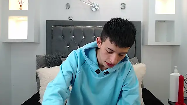 MaikCarver online show from 01-21-25, 04:54