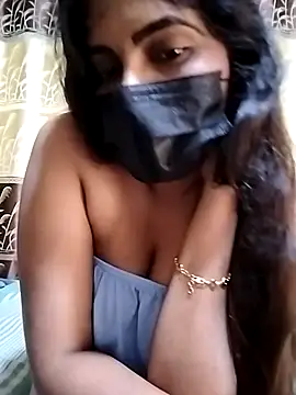 Snapshot of SLZAARA chatting on 12-10-24, 03:12 SLZAARA online show from 12-10-24, 03:12