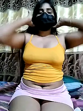 Snapshot of SLZAARA chatting on 12-24-24, 03:58 SLZAARA online show from 12-24-24, 03:58