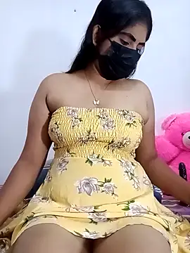 Snapshot of SLZAARA chatting on 10-15-25, 08:31 SLZAARA online show from 10-15-25, 08:31