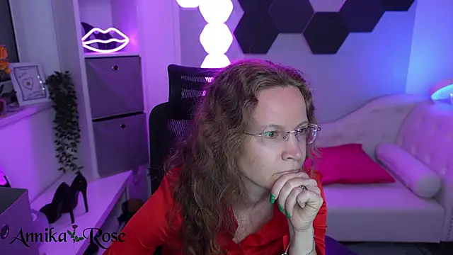 AnnikaRose online show from 03-26-26, 01:06