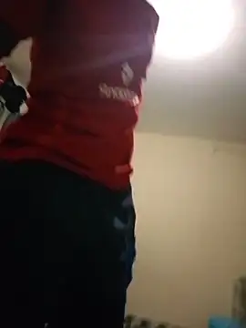 Snapshot of Brian_johns chatting on 10-27-25, 05:06 Brian johns online show from 10-27-25, 05:06