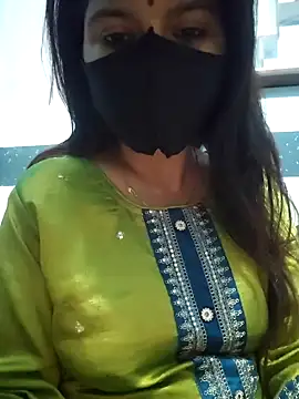 Snapshot of Aishwaryaa_69 chatting on 02-03-25, 02:25 Aishwaryaa 69 online show from 02-03-25, 02:25